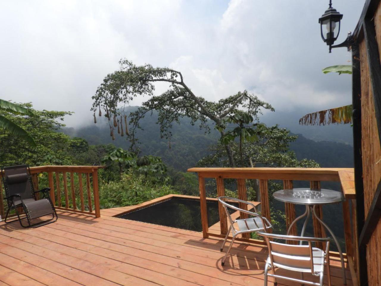 Hotel Y Restaurante Mirador Aires De La Sierra, 민카 외부 사진