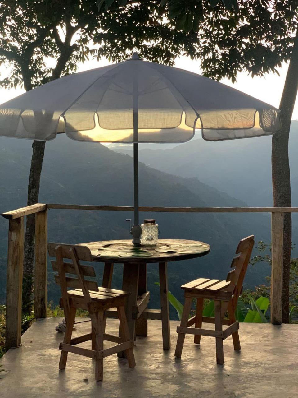 Hotel Y Restaurante Mirador Aires De La Sierra, 민카 외부 사진